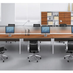 Staff Desk 03