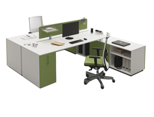 Staff Desk 09